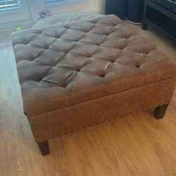 Ottoman/Table leather