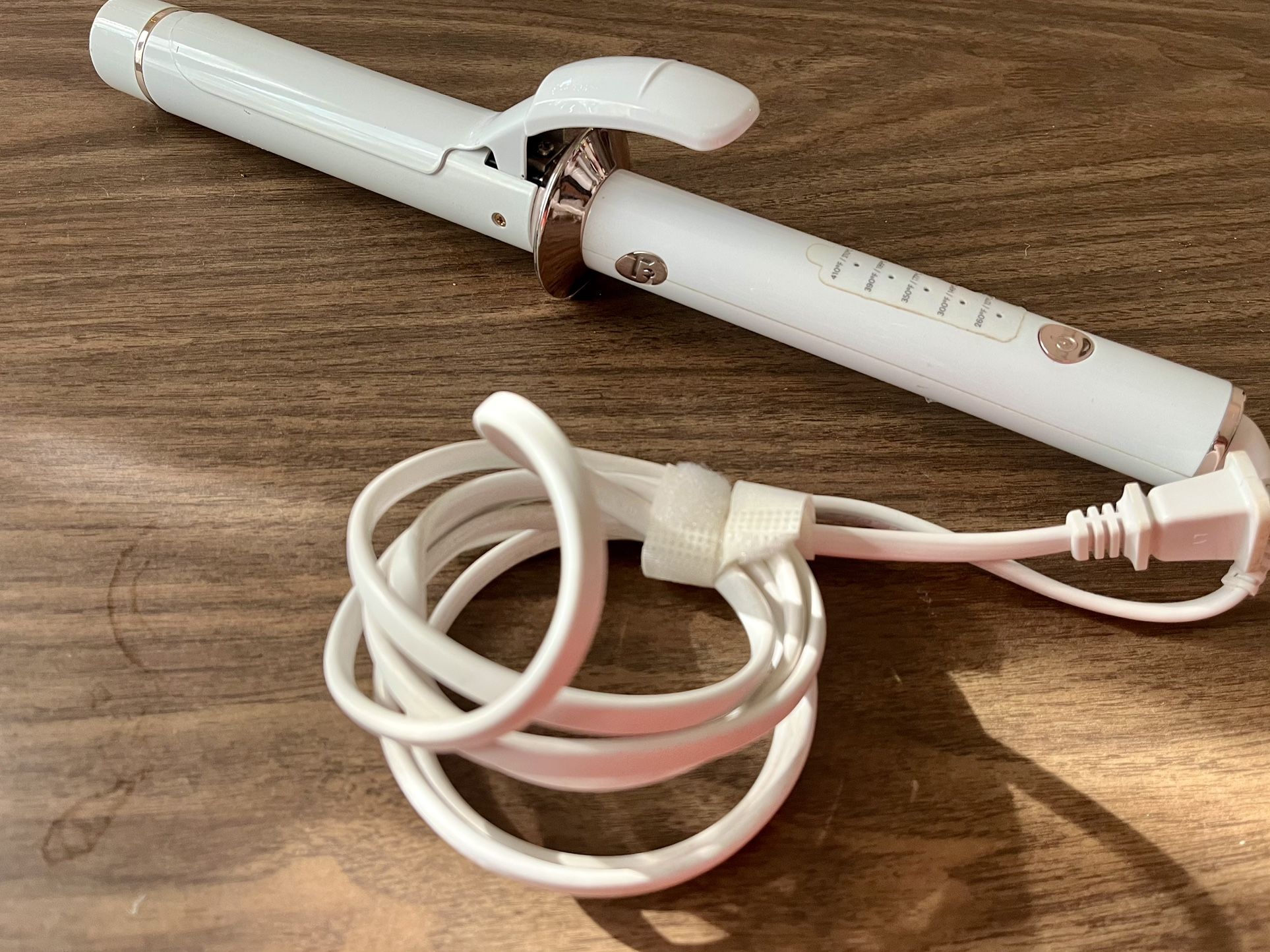 Salon-Quality T3 Micro Curling Iron – Like New ($30)