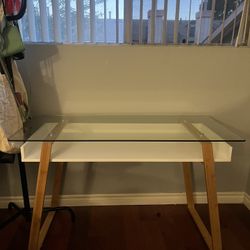 Desk/ Vanity 