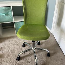 Green Adjustable Swivel Office Chair