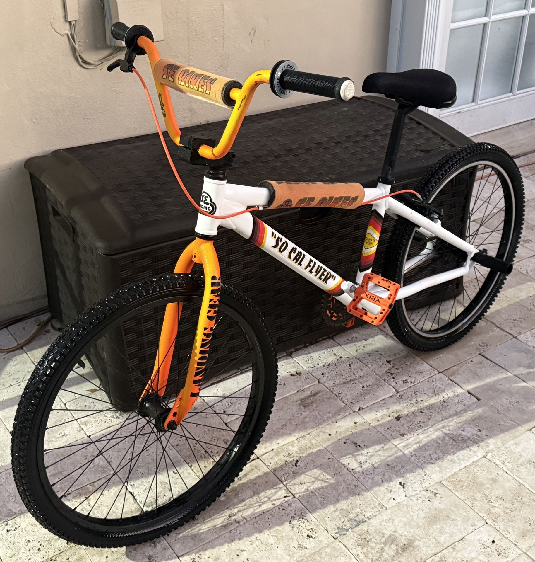 SE BIKES - SoCal Flyer 24” Bmx