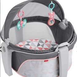 Fisher-Price Portable Bassinet And Play Space On-The-Go Baby Dome