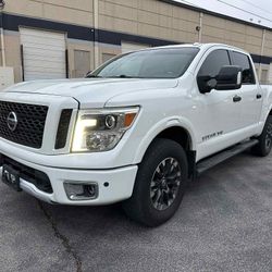 2018 Nissan Titan