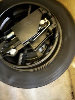 Mercedes Benz C 250 Spare Kit