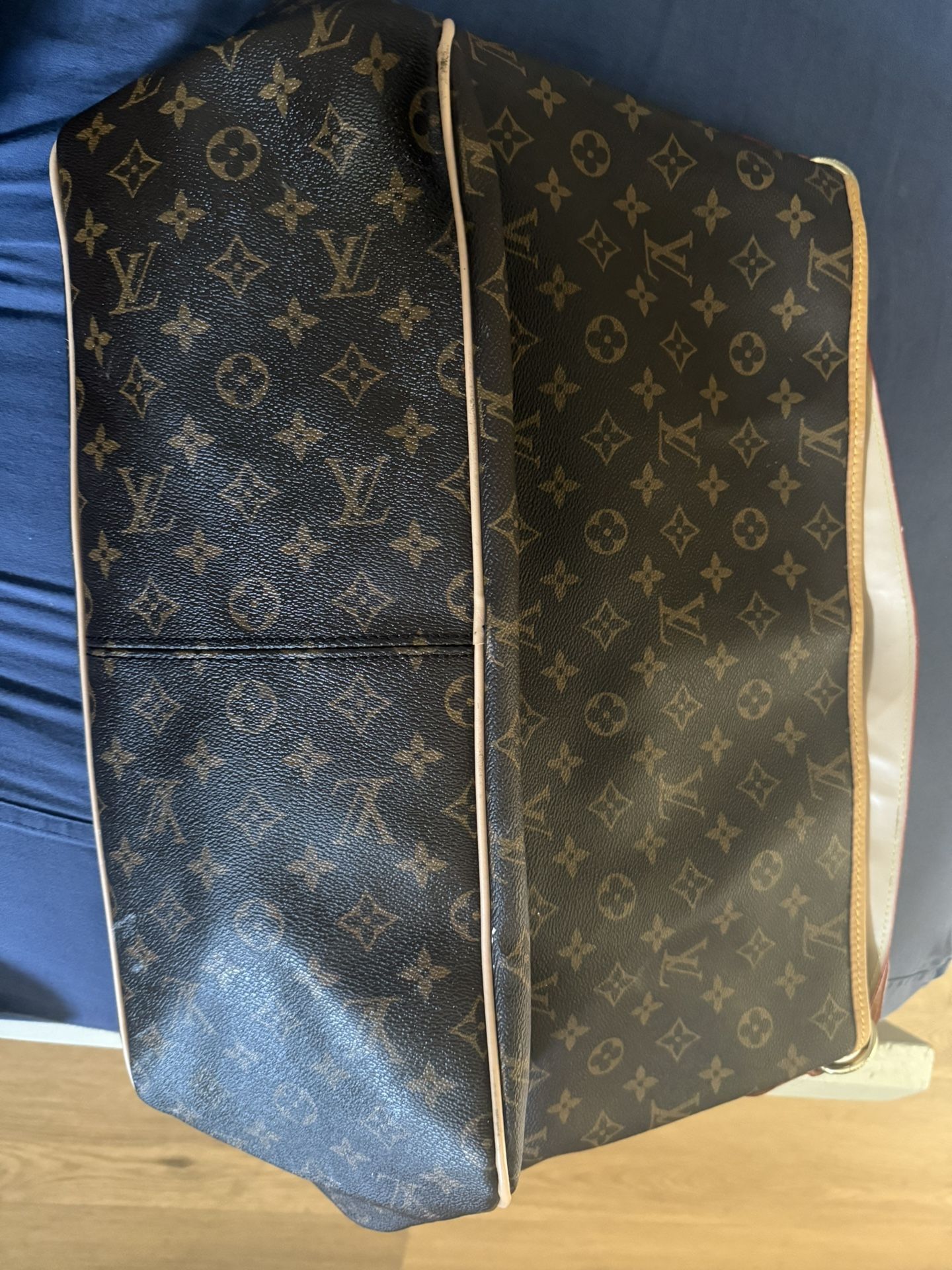 LV BAG