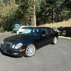 Mercedes Benz E-350 Sedan