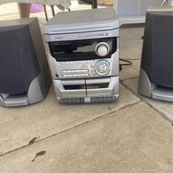 Retro Aiwa Digital Audio System