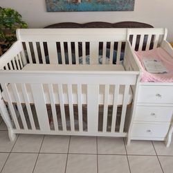 $40 Crib with Mattress - Storkcraft Portofino 5-in-1 Convertible Crib and Changer