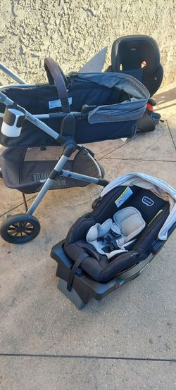 Evenflo Pivot Modular Travel System with Infant Car Seat $60