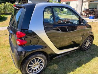 2013 Smart Car Blk Passion Model