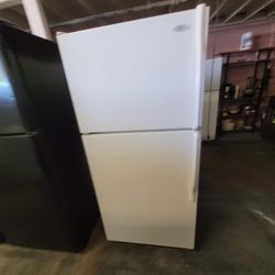 Refrigerator Fridge Whirl pool DM for delivery 30in Fridge