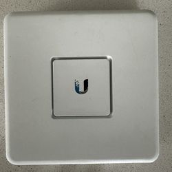 Ubiquiti Unifi Security Gateway (USG) 