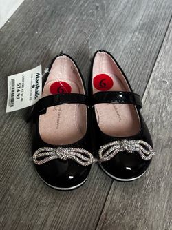 BRAND NEW!! Toddler shoes