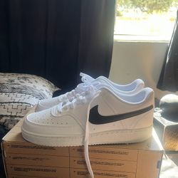 Nike Court Visions (Size 9.5)