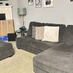 3 Piece Sectional With Matching Cofee Table