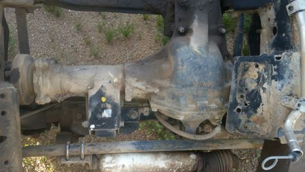 Nissan pathfinder front end