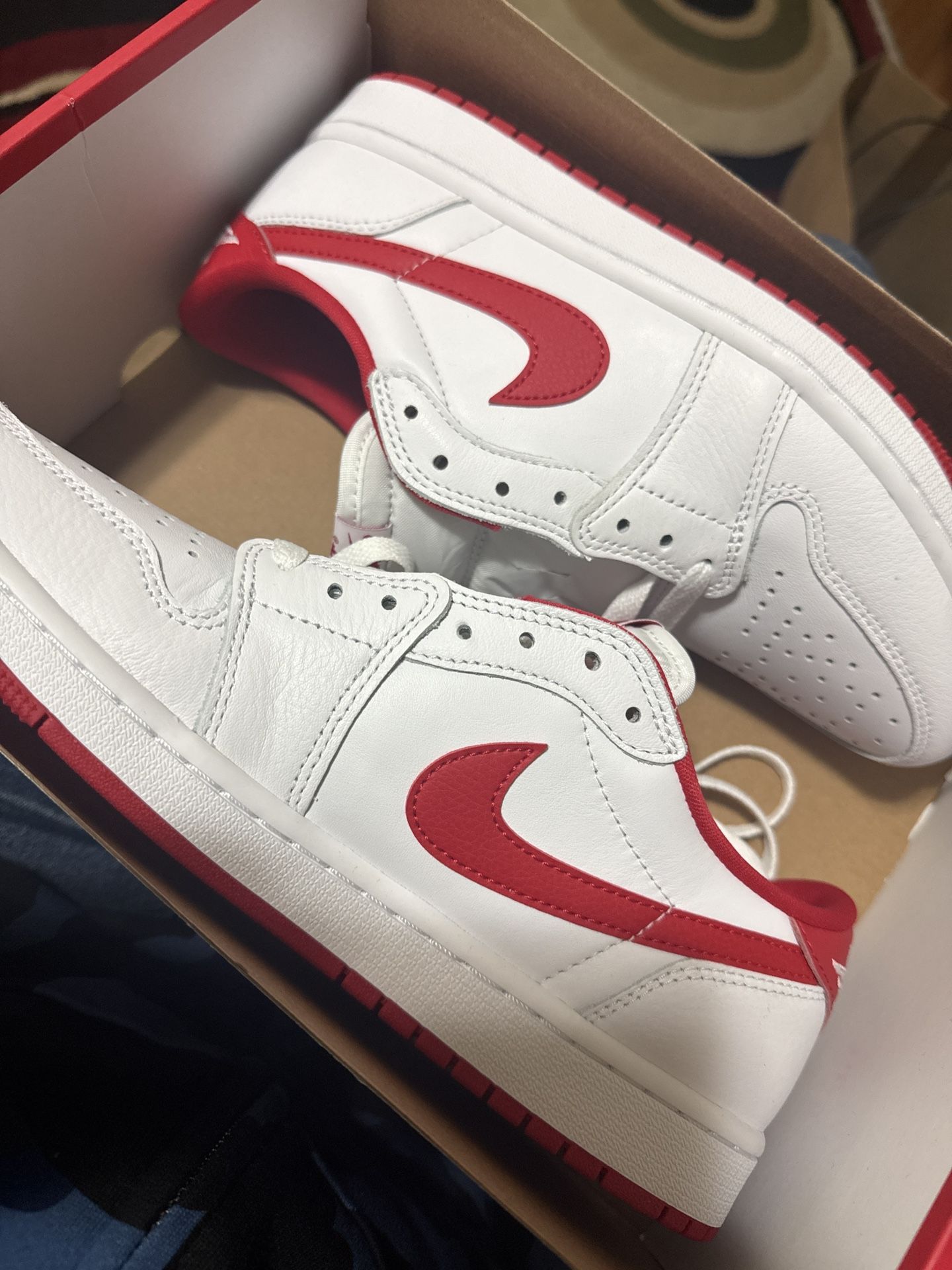 Air Jordan 1 Retro Low OG Men's Size 9