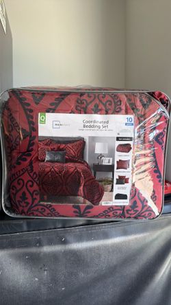 Queen Comforter set