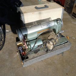 White Rotary Sewing Machine 