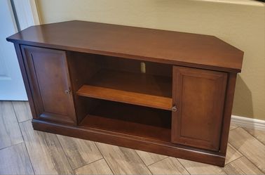 Corner TV Stand Cherrywood