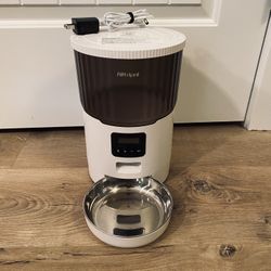 Automatic Pet Food Feeder