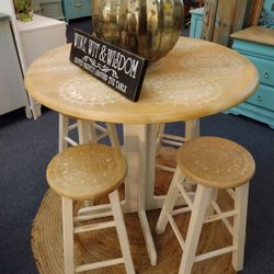 CUTE HIGH TOP DINING SET AT PICKY PINCHERS  3643 5th AVE N ST PETERSBURG FREE DELIVERY 