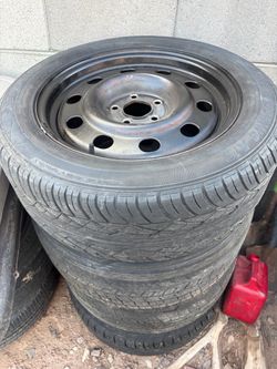 17” crown Victoria wheels