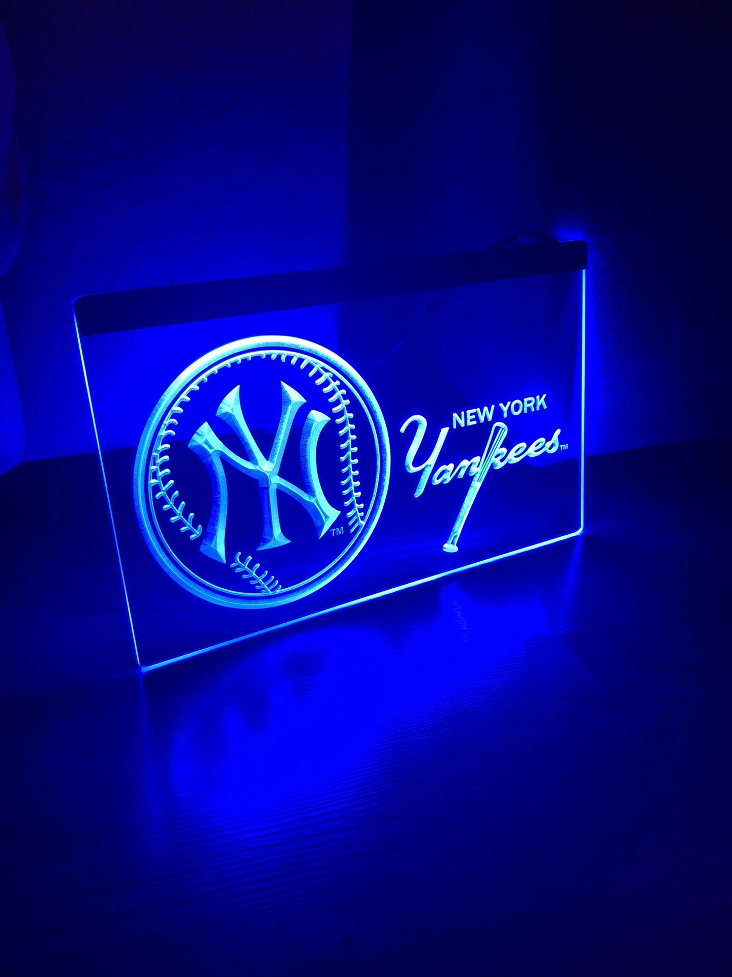NEW YORK YANKEES LED NEON BLUE LIGHT SIGN 8x12
