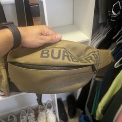 Burberry Fanny Pack 