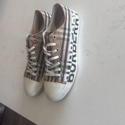 Burberry Shoes