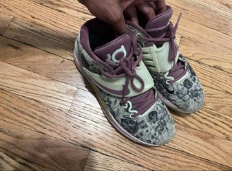 NIKE KD Size 9