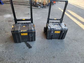 Dewalt boxes