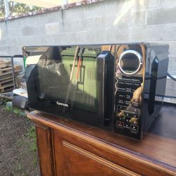 Kenmore Microwave  Color Black 