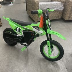 Adventure Force 12V Electric Dirt Bike, Kids Battery Powered Ride on, Ages 5 Years and up, Green