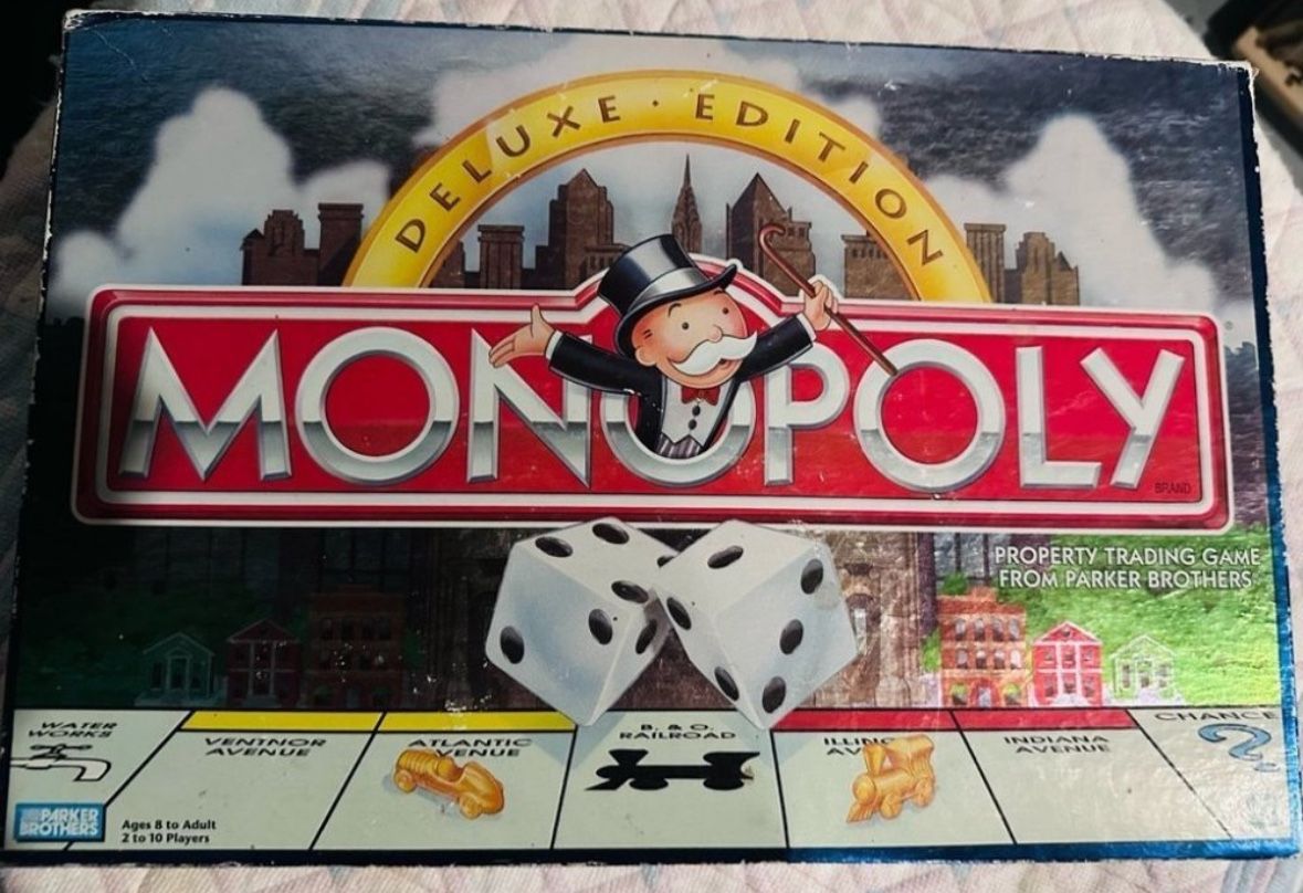 Monopoly Delux Edition