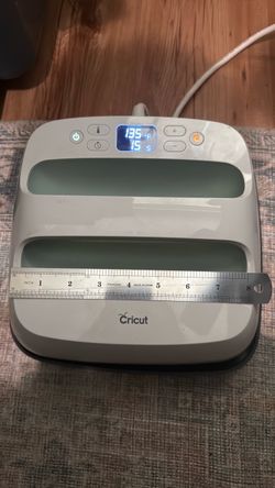 Cricut Iron EasyPress 2