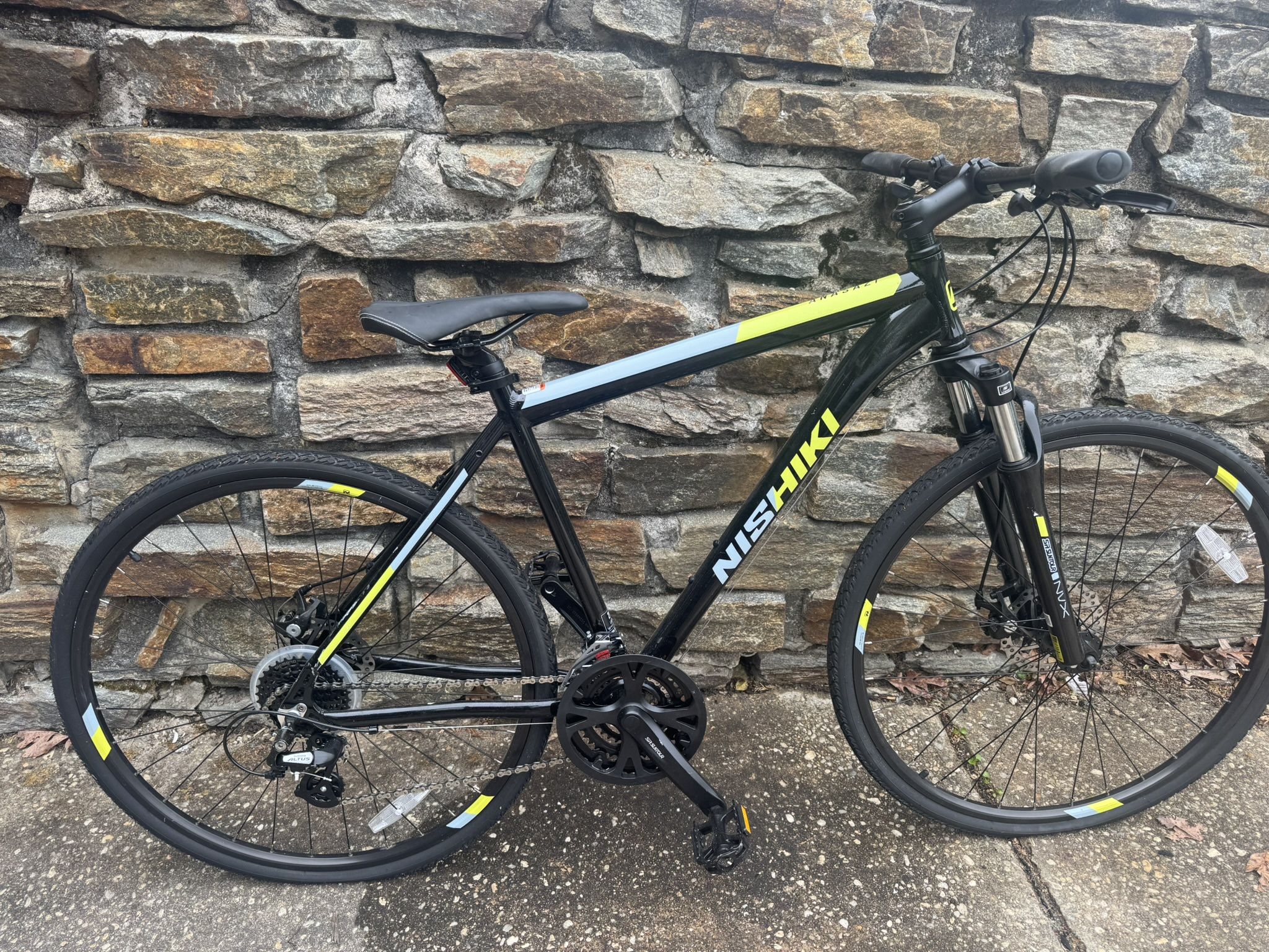 Like New Nishiki Men’s Anasazi Hybrid Bike – Only Used 4 Times!