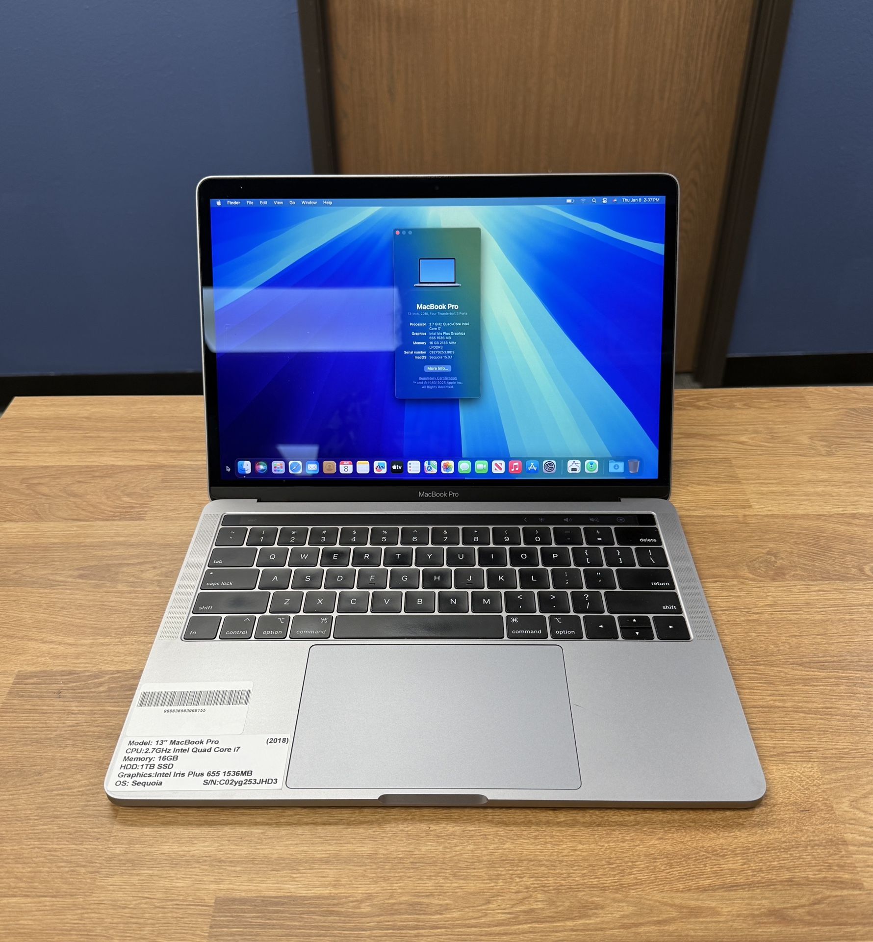 13" inch MacBook Pro Touchbar*1TB SSD*16GB RAM*2.7Ghz Intel Core i7