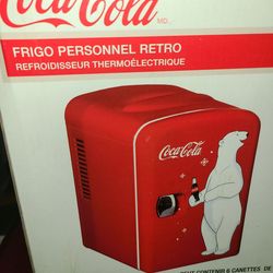Coca-Cola Mini Fridge (915 W. Orangethorpe Ave, Fullerton 92832)