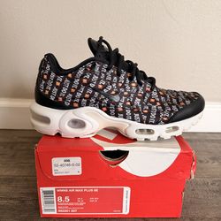 Women’s Nike Air Max Plus SE, size 8.5 (used)