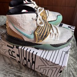 Kids Nike / Kyrie 6     -    Size: 1Y 