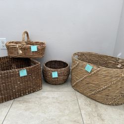 Baskets 