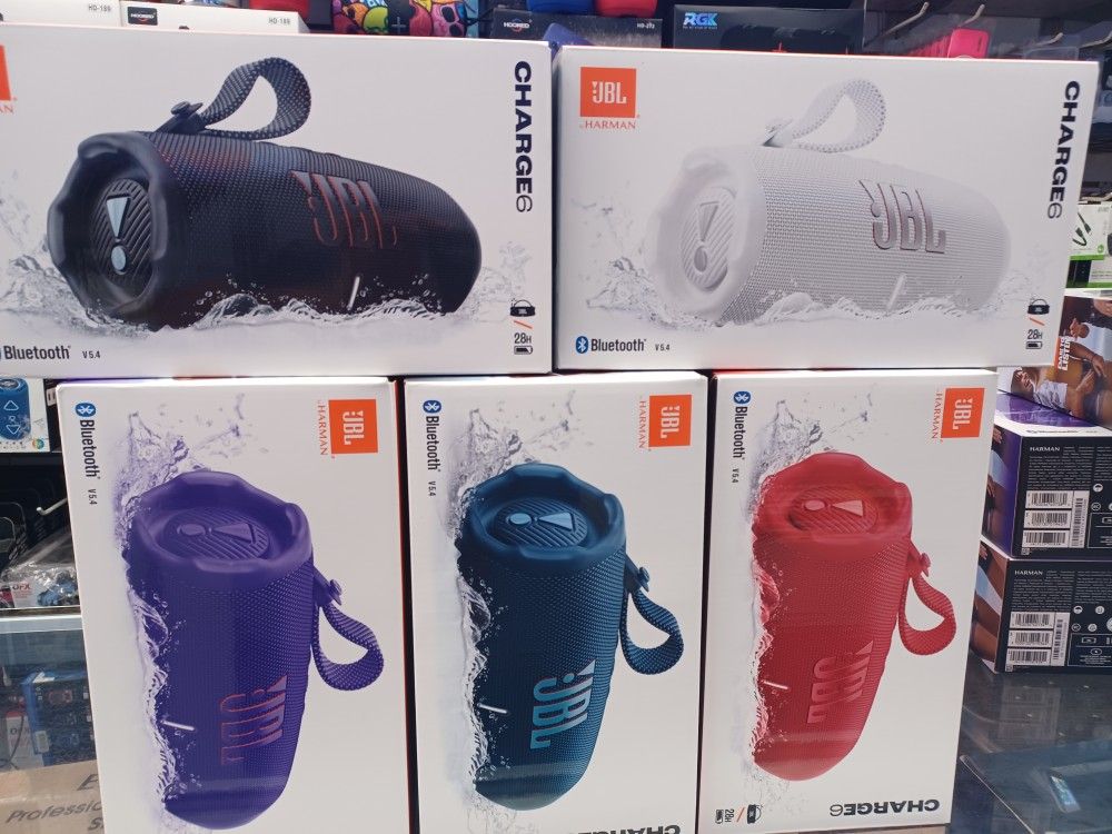 JBL Charge 6. Brand New.