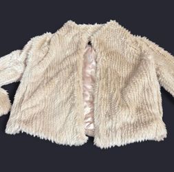Bardot Faux Fur Jacket – Cream Plush Soft Coat Size 8/Medium 