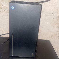 Xbox Series X|S  $350 Comes With Accounts And Games