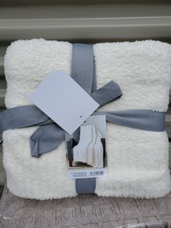 Better Homes Cozy Knit Throw