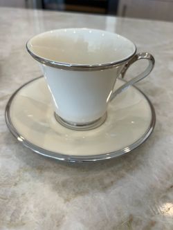 Lenox China Solitaire Cup/Saucer Set