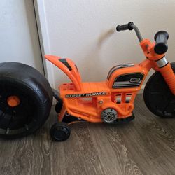 Little Tikes Street Burner With Adjustable Seat