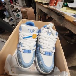 Louis Vuitton Sneakers