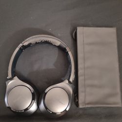 Anker Soundcore Life Q20 Bluetooth headphones 